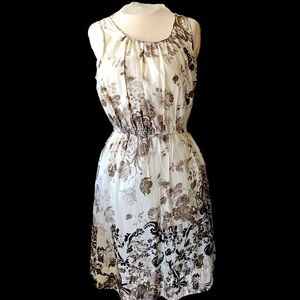 Land’s End Canvas Cream with Floral print Size 8